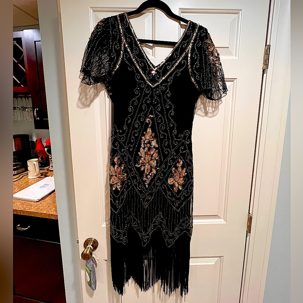 Black and Gold Flapper Girl Roaring 1920’s Dress; Fringe and Sequin Dress